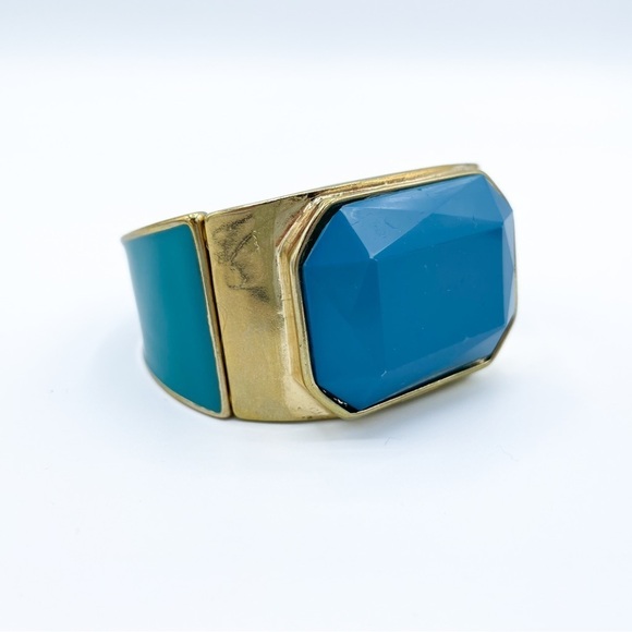 Set of 2 Cuff Bracelets - Picture 6 of 10